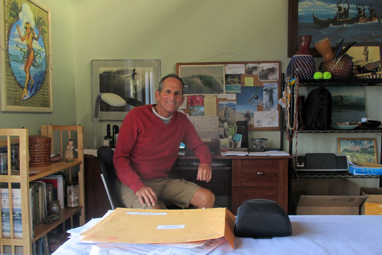 The saltwater sonnets of Lorenzo Lago