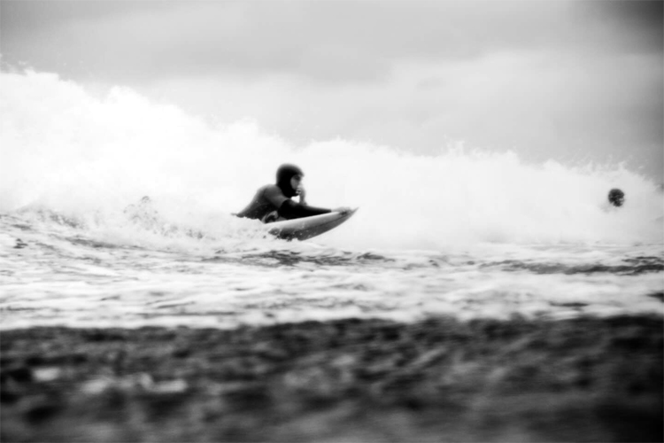 GB Cup suspended after free surfers’ abuse toward female competitors