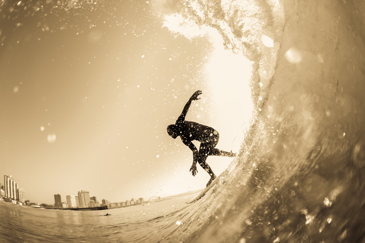 How fear of heights can hold surfers back