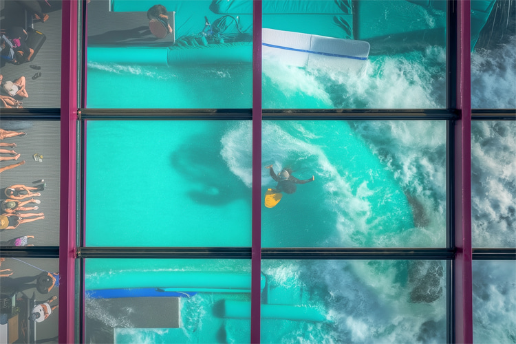 Study explores how standing waves could enhance purification of Amsterdam’s canal water