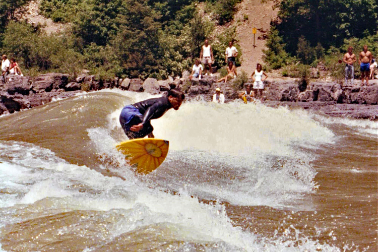 He’e pu’e wai: the Hawaiian origins of river surfing
